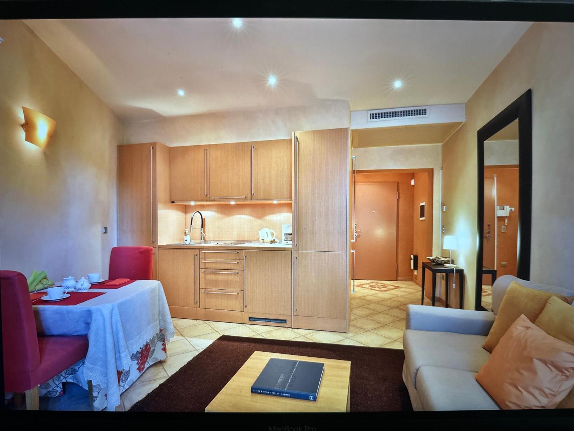 Cernobbio Lake Suites Exteriör bild