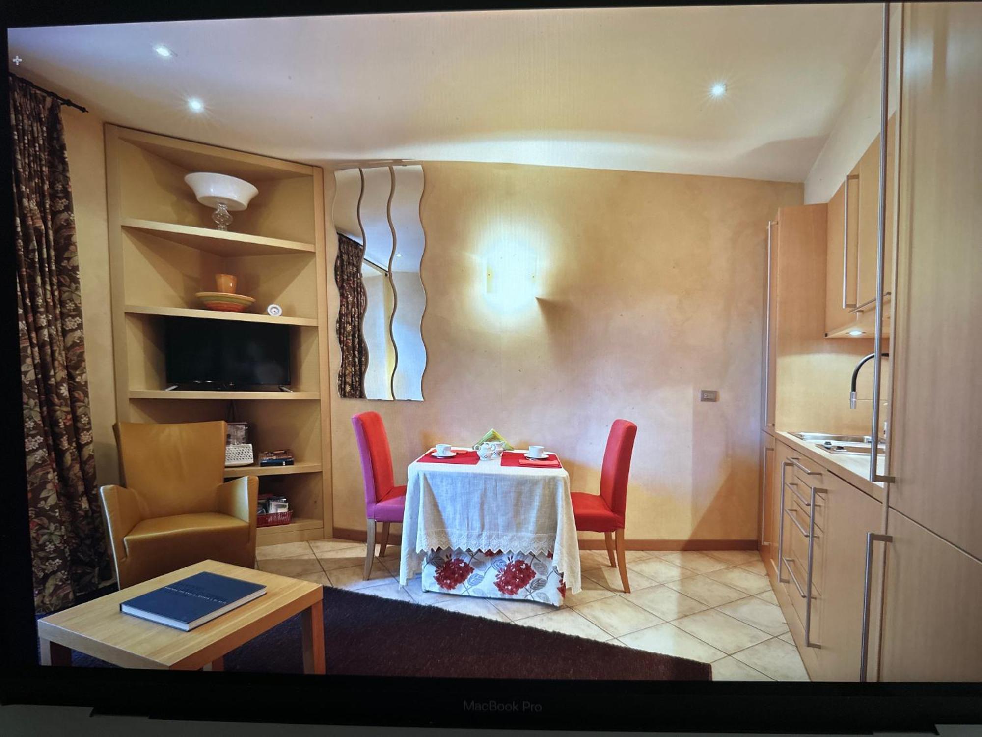 Cernobbio Lake Suites Exteriör bild