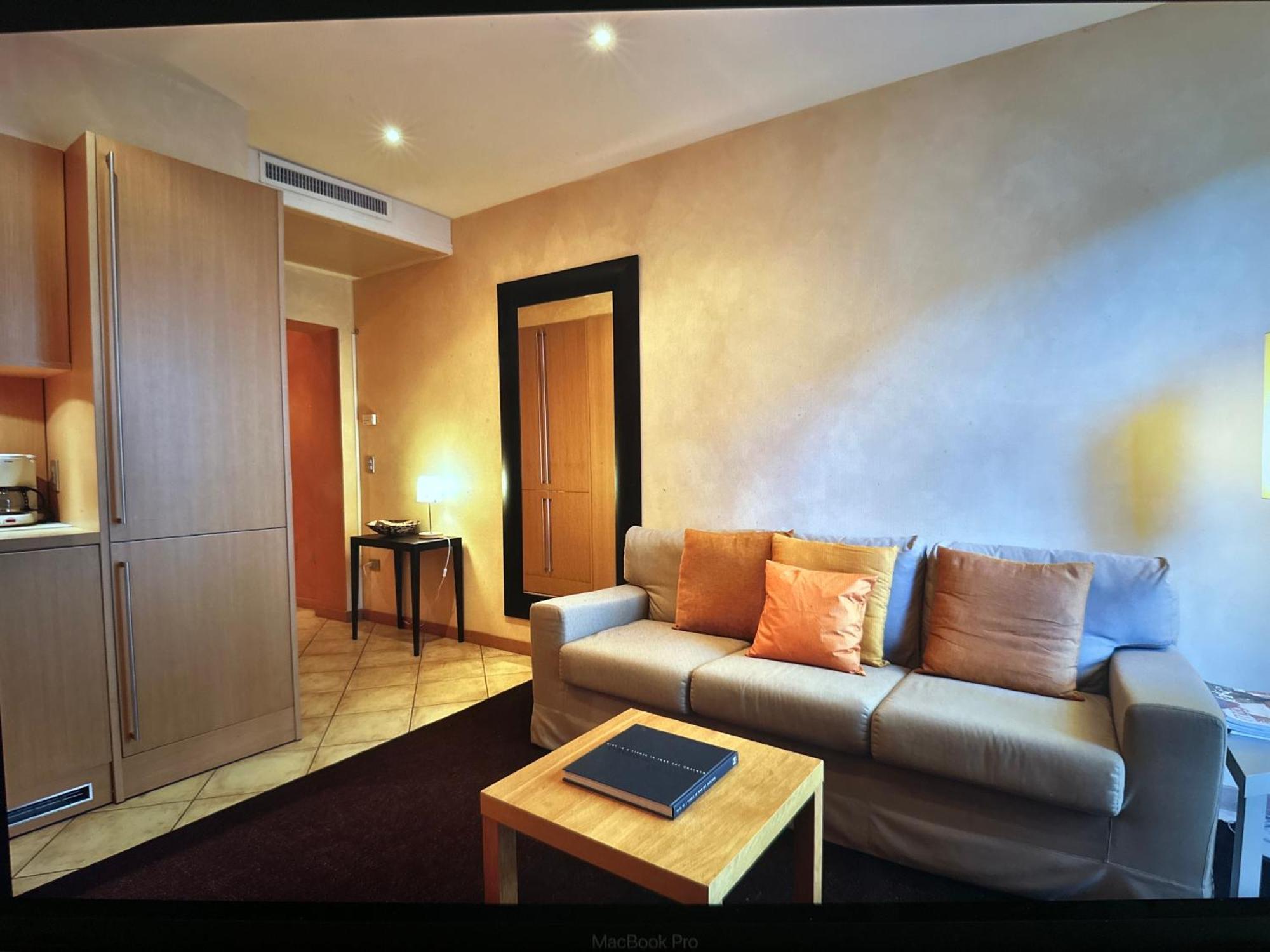 Cernobbio Lake Suites Exteriör bild